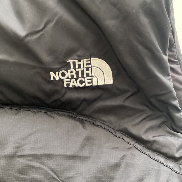 The north face goose down vest - Picture 9 of 9